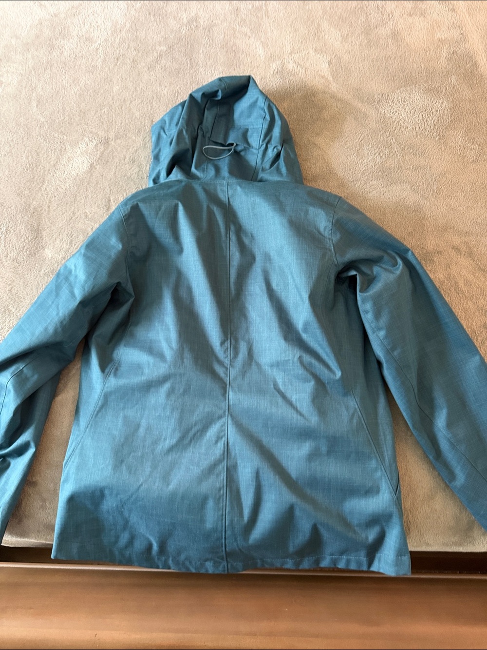 Under Armour Teal Hooded Women's multi weather coat. - Picture 9 of 13